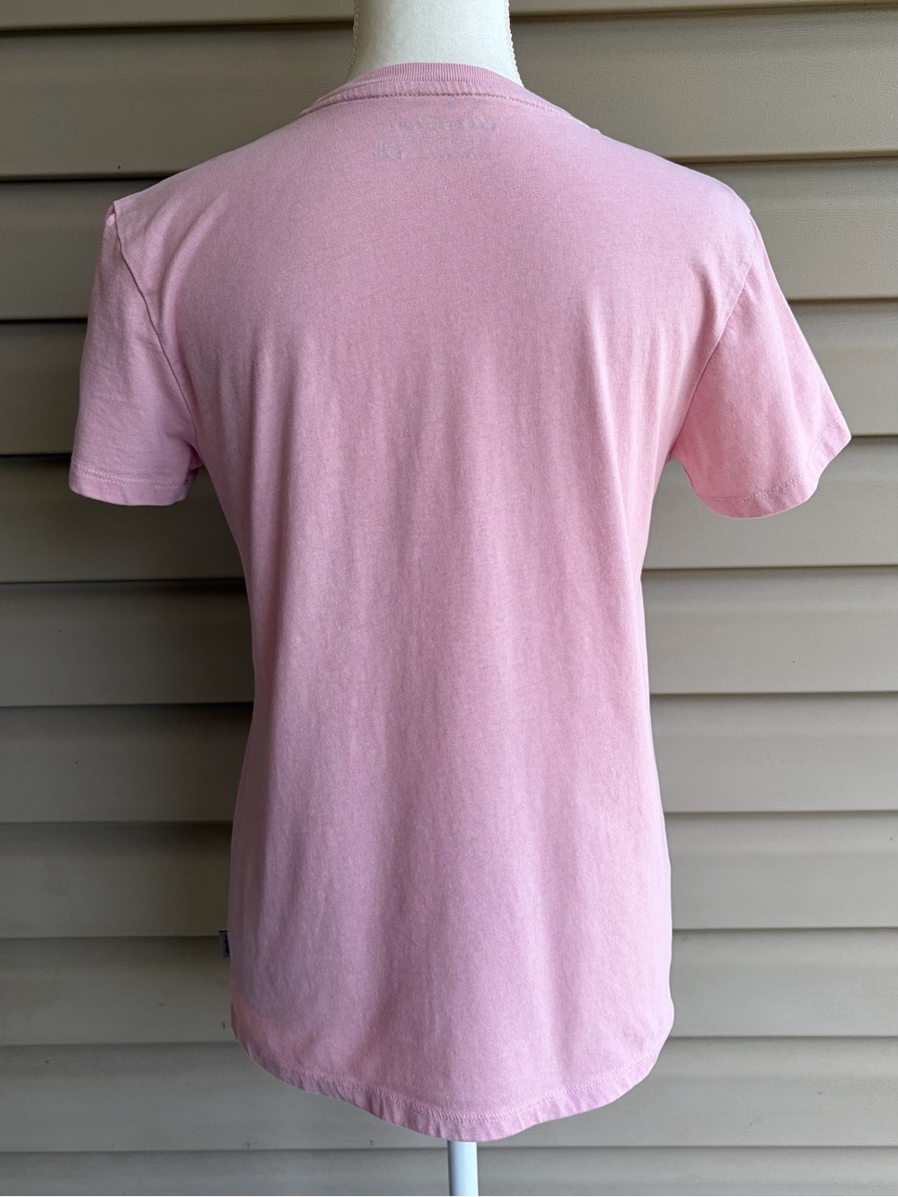 •Eddie Bauer• Ladies Pink Mountain Graphic Short Sleeve T-Shirt - Size Small - Picture 5 of 7